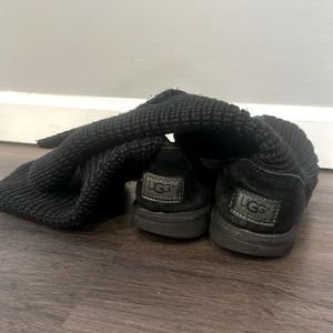 Black sweater knit Ugg boots